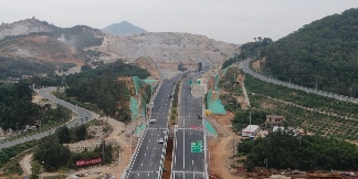 翔安机场高速公路海翔大道段建成通车，连接沈海高速与翔安南路