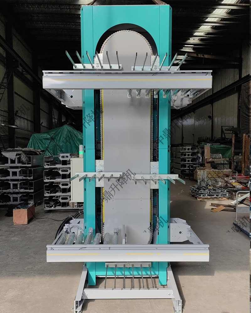 叉臂循环式提升机革新垂直搬运，效率提升300%成降本增效利器(图2)