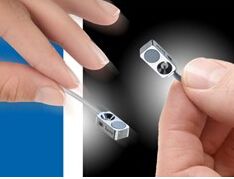 超紧凑电感式测距传感器，精准测量2mm内线性运动