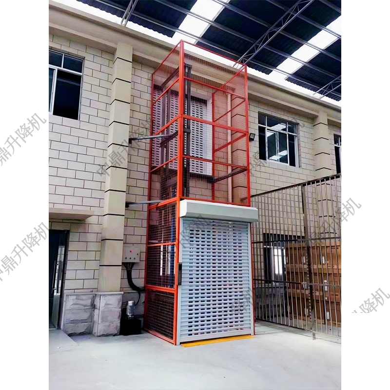 室外贴墙货梯安装的建筑结构核心要求与安全解析(图1)