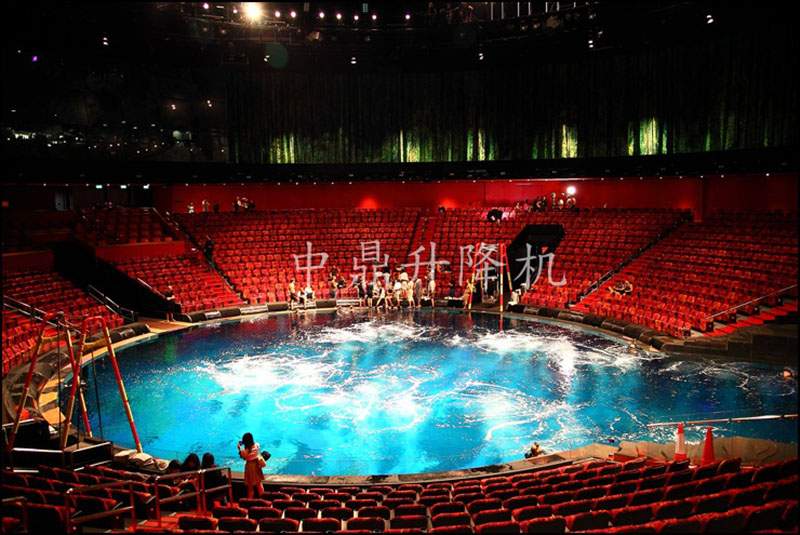 水中升降舞台：揭秘科技与艺术的交融如何创造沉浸式奇迹(图3)