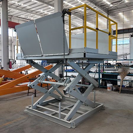 液压升降平台：多领域高效升降解决方案与智能化应用