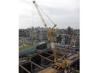 履带起重机核心参数解析：高载重灵活作业与安全性能详解