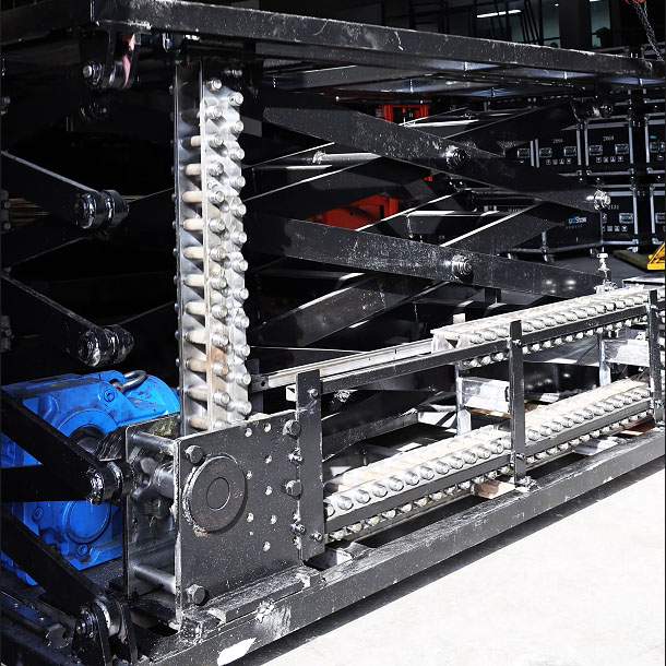 销齿链升降平台：工业重载精密升降的革新解决方案