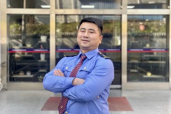 铁路人谢康随队逆袭夺冠，热爱与责任铸就双重精彩(图2)