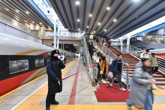 铁路客运服务升级:便捷出行与温情体验共筑幸福旅程(图5) 铁路客运服务升级:便捷出行与温情体验共筑幸福旅程(图5)