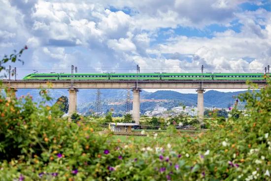 铁路客运服务升级:便捷出行与温情体验共筑幸福旅程(图11) 铁路客运服务升级:便捷出行与温情体验共筑幸福旅程(图11)