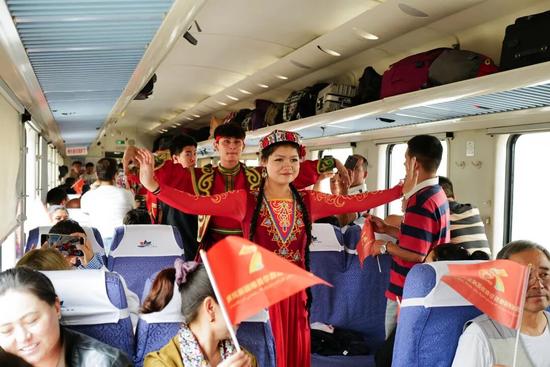 铁路客运服务升级:便捷出行与温情体验共筑幸福旅程(图10) 铁路客运服务升级:便捷出行与温情体验共筑幸福旅程(图10)