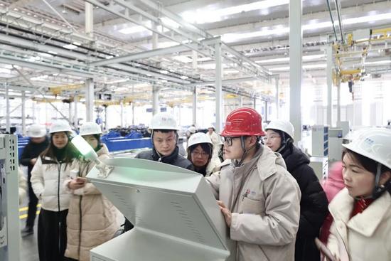 战略伙伴深化合作，探厂交流共绘发展新蓝图(图2)