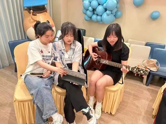 00后女动态检车员崭露头角，半年内屡获佳绩展硬核担当(图12)