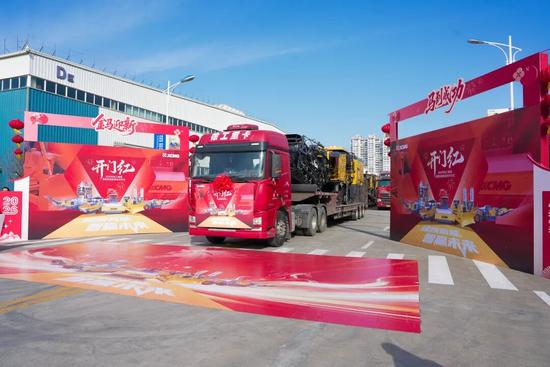 成套高端道路机械批量启程，赋能全国基建施工新篇章(图3)