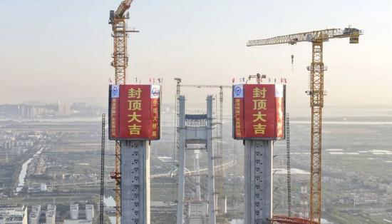 深江铁路公铁大桥主塔封顶，大湾区东西岸将实现快速互通(图5)
