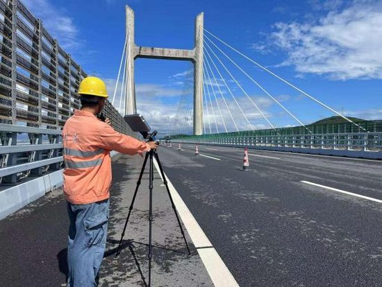 工程结构监测雷达与高铁轨道智能台车入选央企创新成果目录(图4)