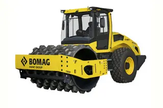 重型双钢轮压路机性能解析：高效压实与稳定作业的核心优势