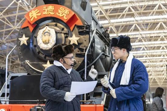 沉浸式情景剧活化铁路历史,红色机车精神引发观众共鸣(图6) 沉浸式情景剧活化铁路历史,红色机车精神引发观众共鸣(图6)