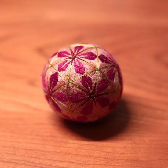 指尖缠绕千年非遗，手鞠球技艺如何点亮现代匠心与职场人生(图12)