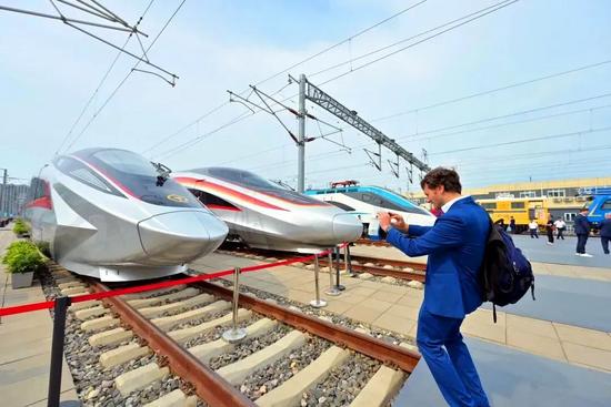 中国高铁网络拓展重塑区域发展新格局(图2)