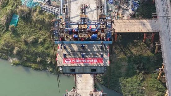 中铁大桥局多项工程获评中国中铁绿色施工示范项目(图33)