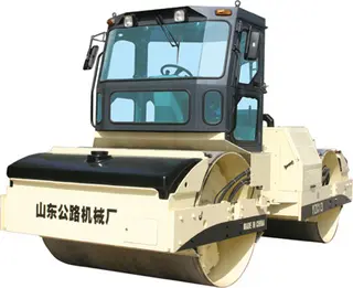 路星YZC12压路机高效压实性能与核心参数解析
