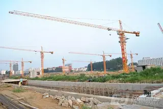 QTZ80(5513)起重机性能参数及适用场景