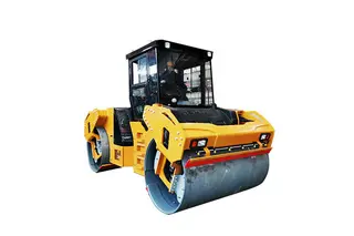 STR130C-8S压路机性能参数与优势解析