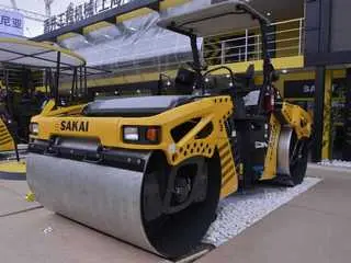 高效稳定压路机SW780ND核心优势解析