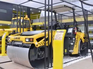 高性能压路机SW770ND特点解析