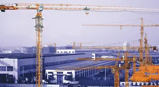 高性能大吨位起重机，PT7023起重设备优势解析