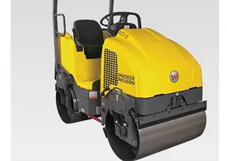 双钢轮压路机:高效压实与灵活操作的施工利器 双钢轮压路机:高效压实与灵活操作的施工利器