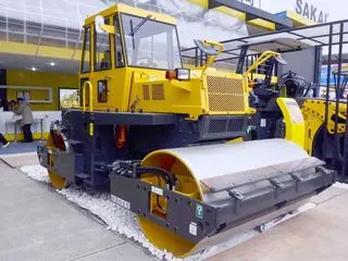 酒井SD451压路机 高效压实 优质性能 酒井SD451压路机 高效压实 优质性能