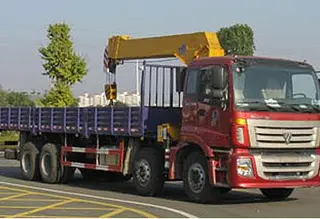 湖北合力专用车欧曼单桥随车起重运输车